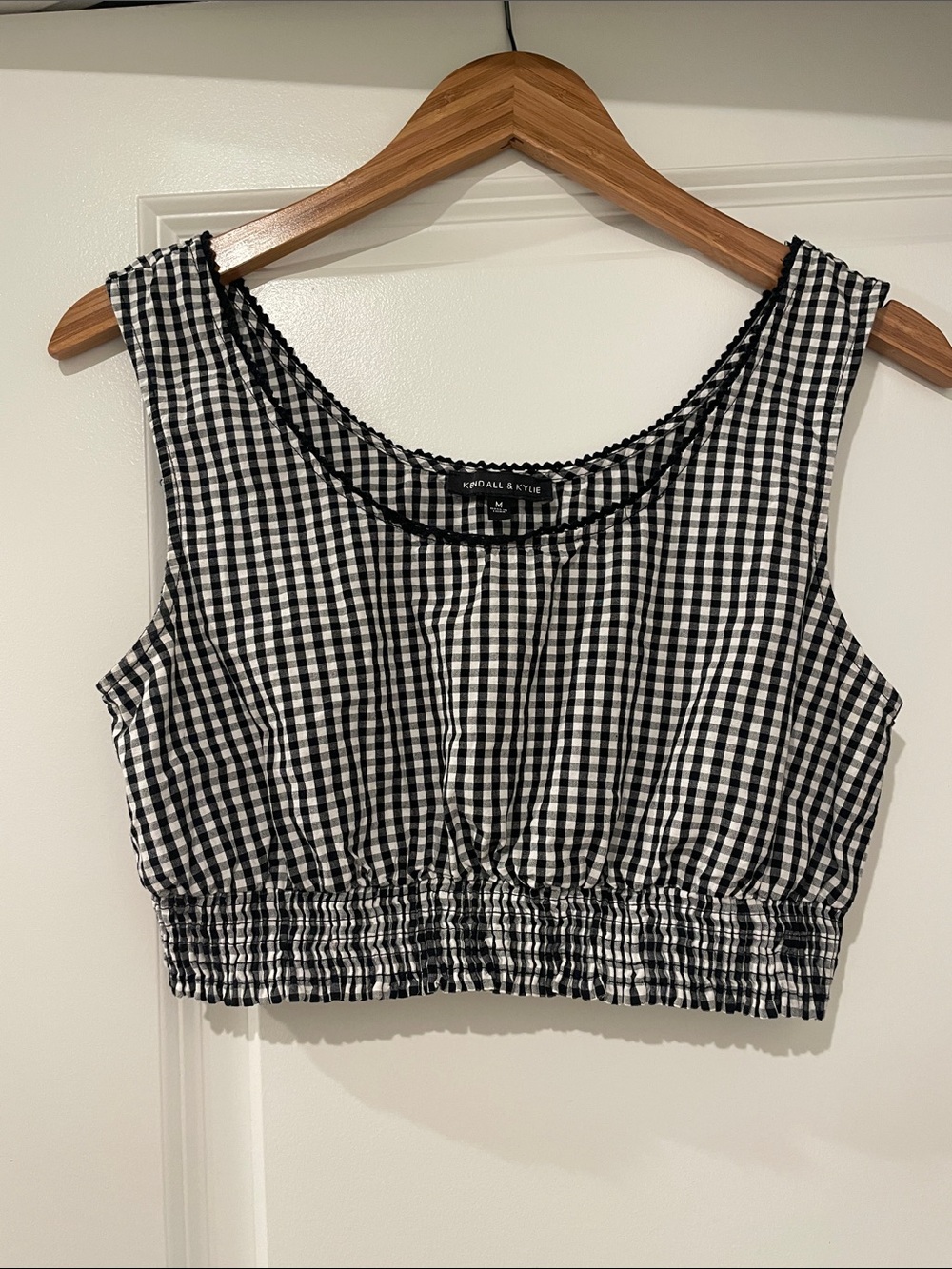 Kendall & Kylie Black and White Gingham Cropped Top tank medium